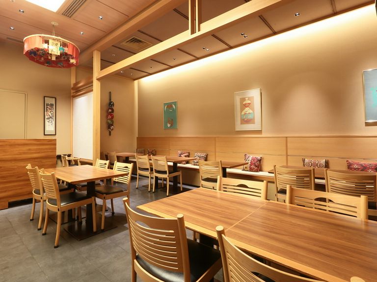 買物帰りにホッと一息。1人でもゆったり過ごせる優しい雰囲気