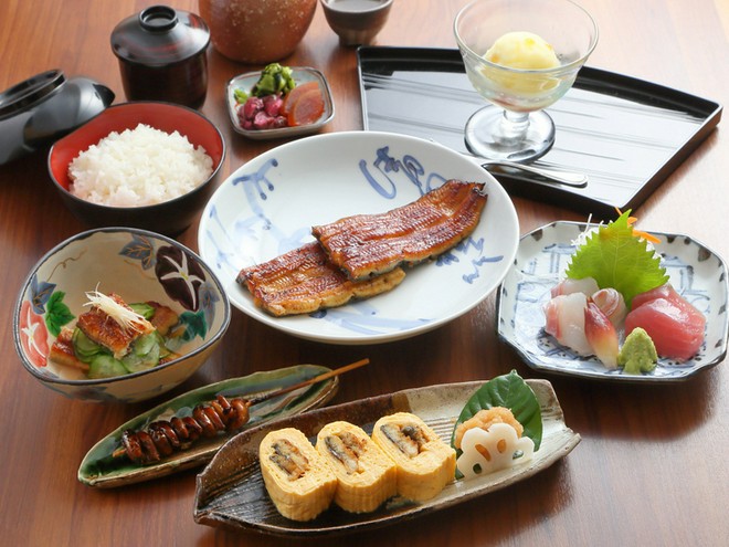 食器・内装にこだわっている