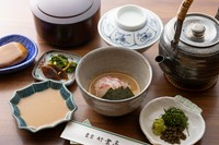 竹葉亭名物　鯛茶漬