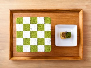 外国人や年配の方にも人気の和スイーツ『宇治抹茶のティラミス』