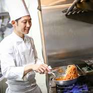 “いつも変わらぬ美味しい料理”を提供することが、鉢蝋氏のモットー。ゲスト一人ひとり、その時の気分や体調、雰囲気などが違ったとしても、「いつ来ても美味しい」と言ってもらえるよう、精進しているそうです。