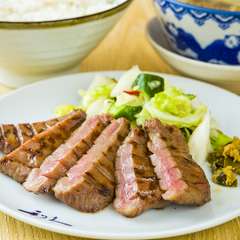 【利久】ならではの牛たん料理の数々をお愉しみ頂けます！　おひとり様＋2000円（税別）で90分飲放付に！