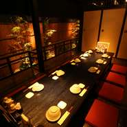 10名席の広い個室となります。
宴会や会社の飲み会等におすすめです。