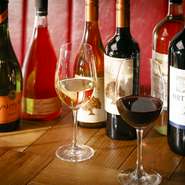 デート利用も大人気です。
本格的な料理の数々と、料理にあったドリンクをお楽しみ下さい。