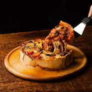 ※120分制（90分L.O.）
※2名様～承ります。
※食材の入荷状況により一部料理が変更になる可能性が御座います。
※本予約をキャンセルされた場合、下記の料金を頂戴いたします。
・当日キャンセル（事前連絡なし）:コース料金人数分の100％
・当日キャンセル（連絡あり）:コースお食事料金人数分の100％