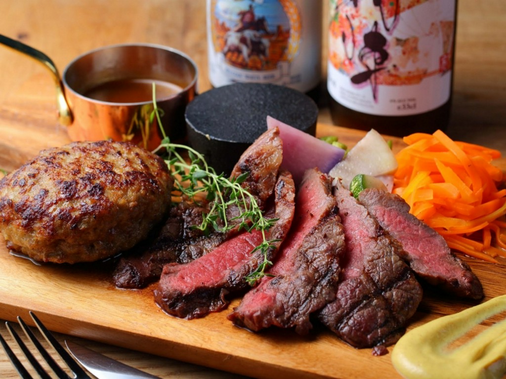 デートでのご利用に最適な料理とドリンクの数々