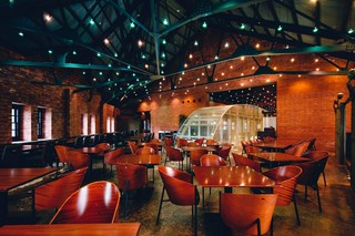 【横浜赤レンガ最大席数240席】