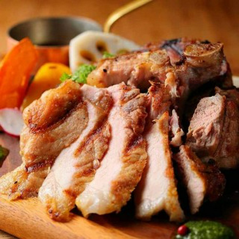 乾杯用の1ドリンクも付いた気軽なライトコース！
