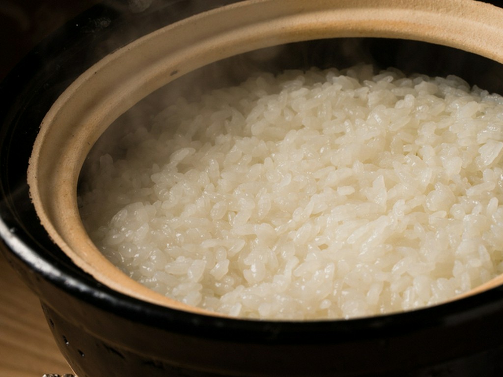 厳選した米をさまざまな角度から楽しませる