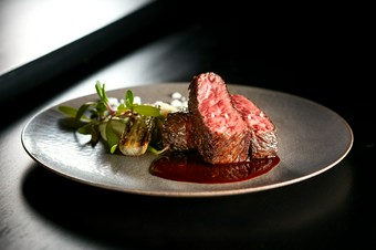 ほどよい脂のりで柔らかジューシー。サシと赤身のバランスが絶妙な『とちぎ和牛匠イチボ』