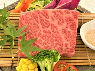 長崎和牛のざぶとんのミディアムステーキ