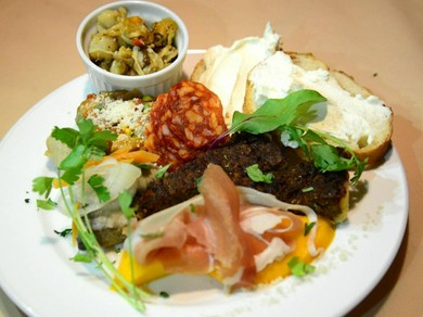 落ち着いた大人の雰囲気で2人の大切な時間を