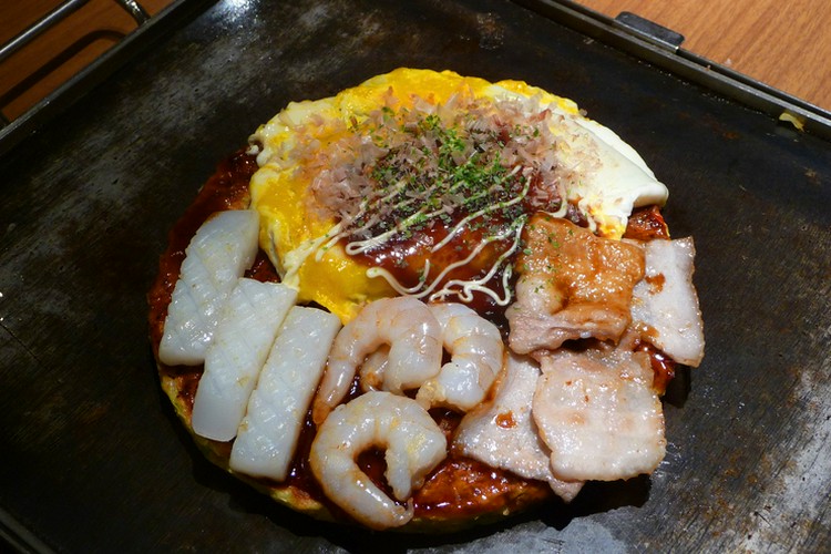 お好み焼き屋 お好み焼き 閃屋 - 本町/お好み焼き | 食べログ
