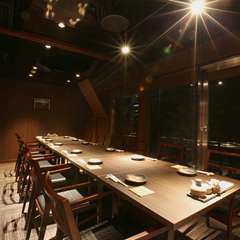 ゆったりと個室で宴会を。完全個室もご予約可能です。