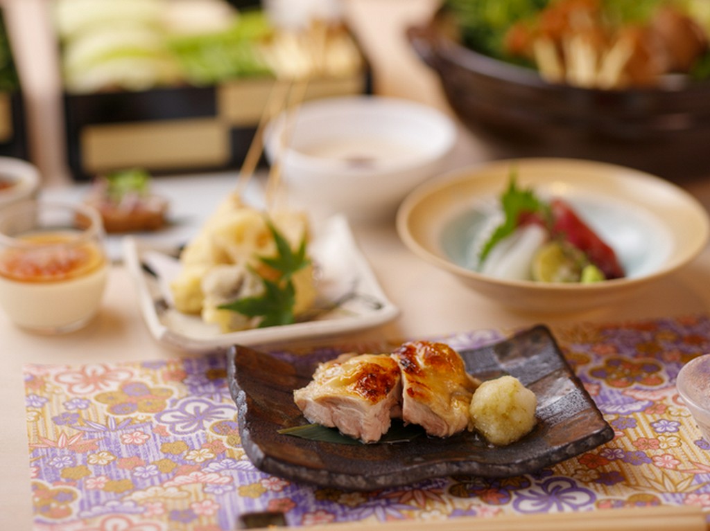 白濁水炊き鍋が自慢の鶏料理専門店！