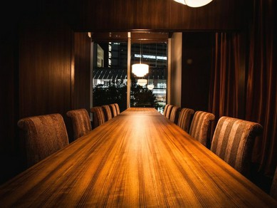 上質な大人の空間を味わえる空間をご用意、個室最大16名様