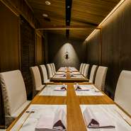 接待にも会食にも最適な完全個室

