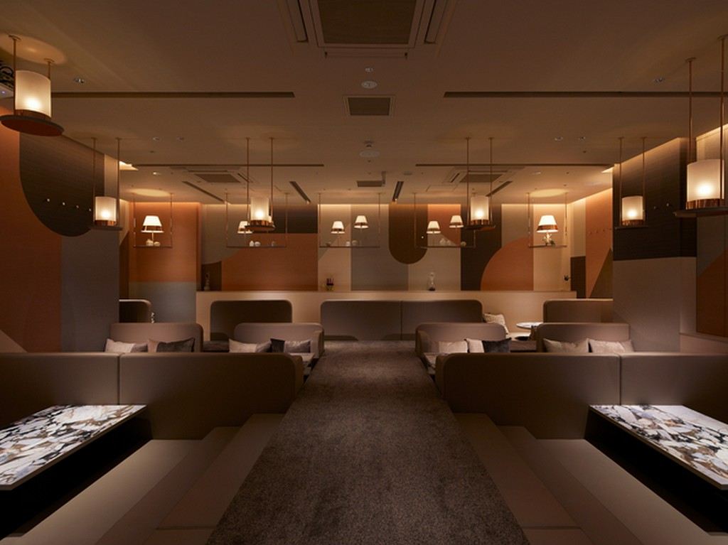 雰囲気最高♪プロジェクター完備の６０人様大広間