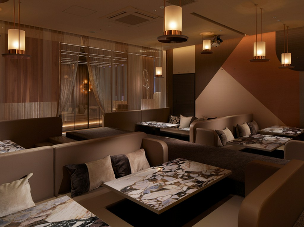 一流デザイナーが仕上げたラグジュアリー空間