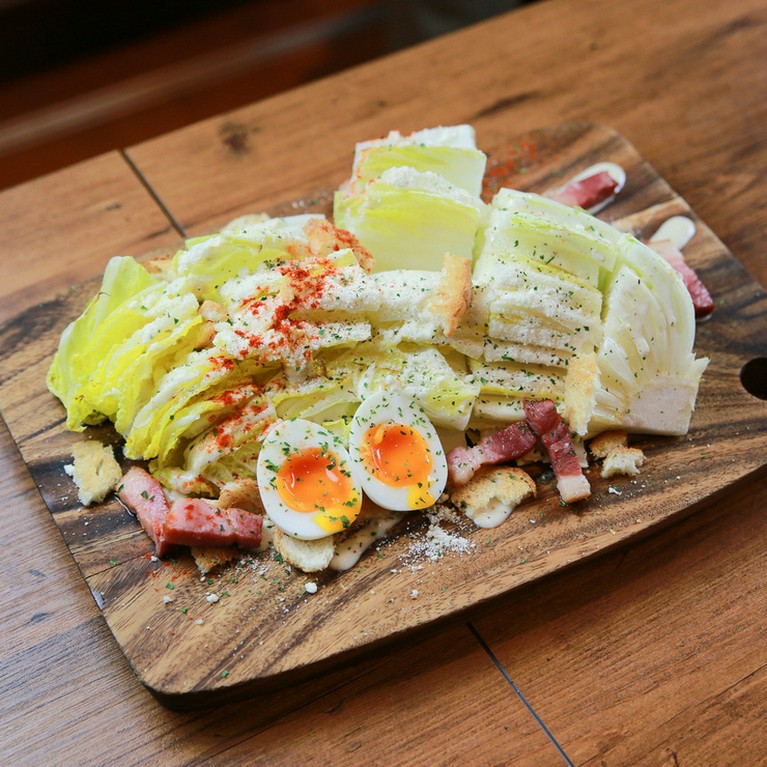 焼き白菜のシーザーサラダ