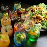 アメリカ産最高グレードのプライムビーフとバルメニュー、飲み放題で時間とお会計を忘れて楽しんでください