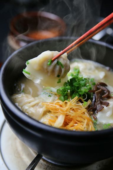 本場博多の炊き餃子