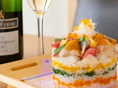 【個室確約】記念日に◎インスタ映え間違いなし!!乾杯スパークリング&寿司ケーキコース