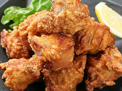 お腹いっぱい！みんなで食べよう。食べ飲み放題がお得！