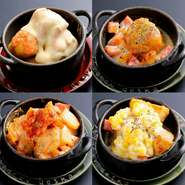 明太じゃがチーズ焼き/581円 じゃがWチーズ焼き/581円 キムチじゃがチーズ焼き/603円 マヨコーンじゃがチーズ焼き/581円