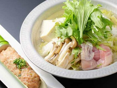 “名物！”旨味たっぷり！生つくね鍋！