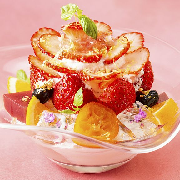 その時期だけのお楽しみ!季節のフルーツを使った和福パフェ