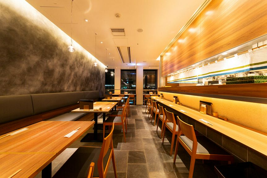 洗練されたオシャレモダンなダイニング