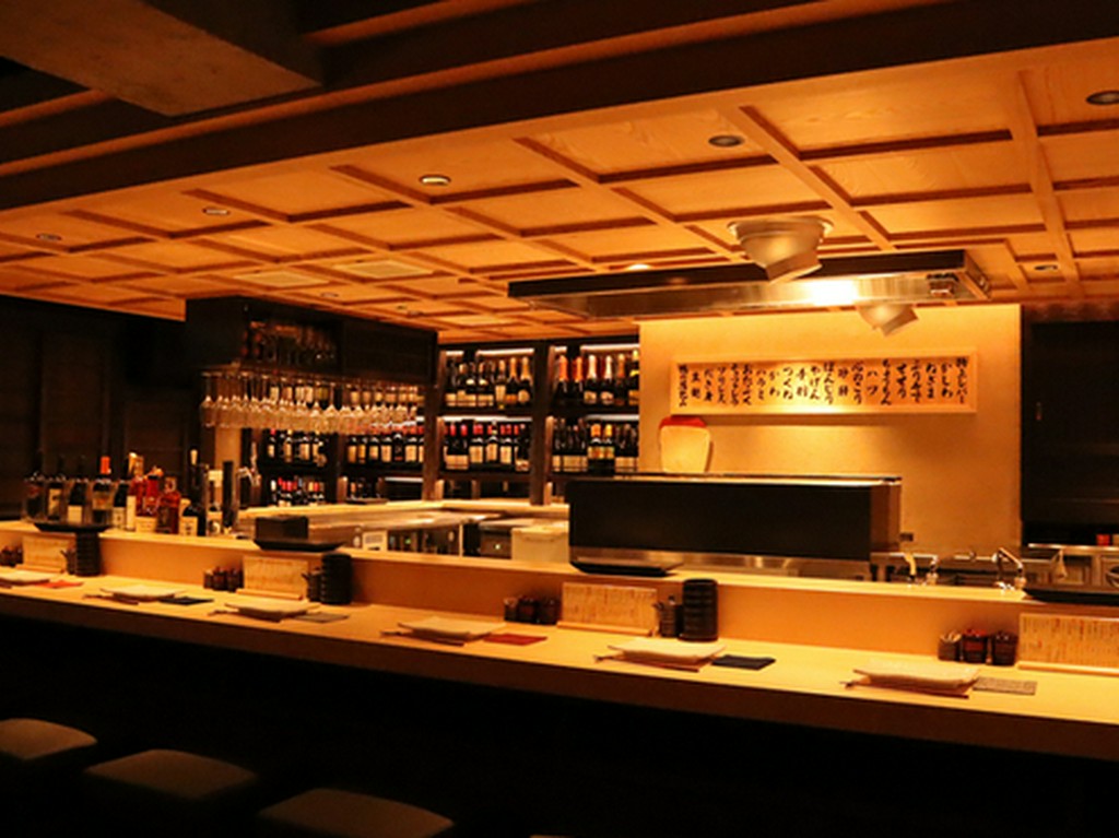 オシャレな雰囲気の店内は様々なシーンでご利用いただけます