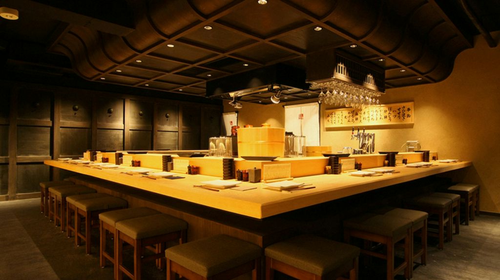 カウンターでお楽しみいただけます