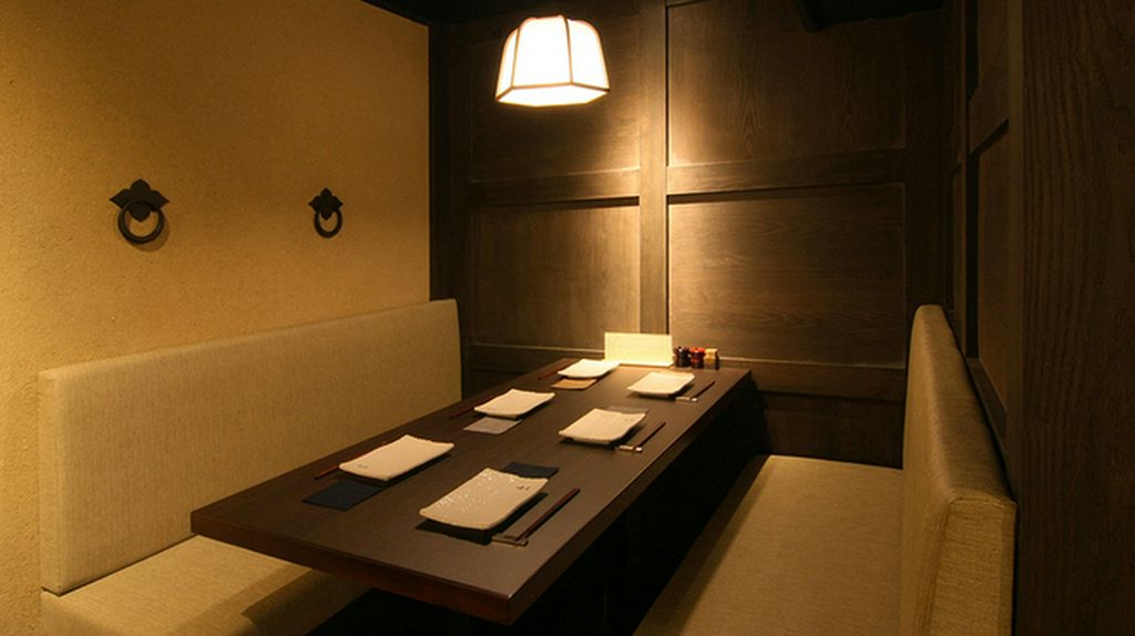 落ち着いた店内は様々なシーンでご利用いただけます