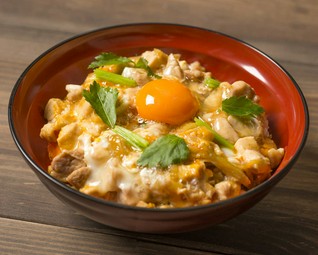 八ヶ岳卵の親子丼