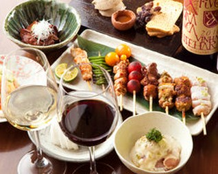 前菜からサラダ、おすすめ串、〆のお食事（親子丼）、甘味までをコースで提供する、お料理のみのプランです