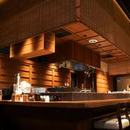 オシャレなカウンター席もご用意しております。