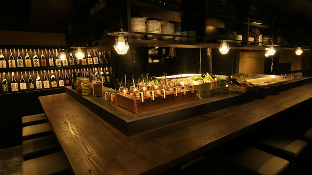 落ち着いた店内は様々なシーンでご利用いただけます