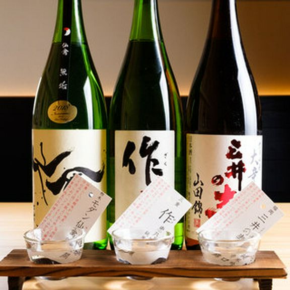 初心者から日本酒好きまで楽しめる◎全国の厳選銘酒が40種以上 