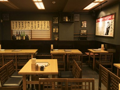 オシャレな雰囲気の店内は様々なシーンでご利用いただけます