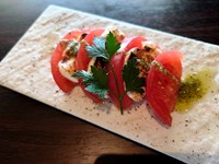 沸き立つ香りと酸味が食欲をそそってやまない！これぞナポリタン！