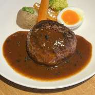【サラダ・ライス付☆】

※お時間を頂く料理です。