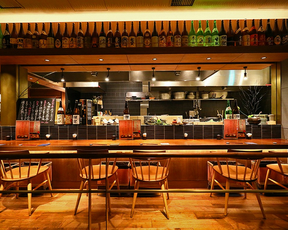 オープンキッチン！カウンター席