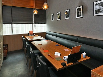 オシャレな雰囲気の店内は様々なシーンでご利用いただけます