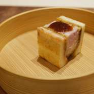 TOKYO　Xを使用したカツサンド