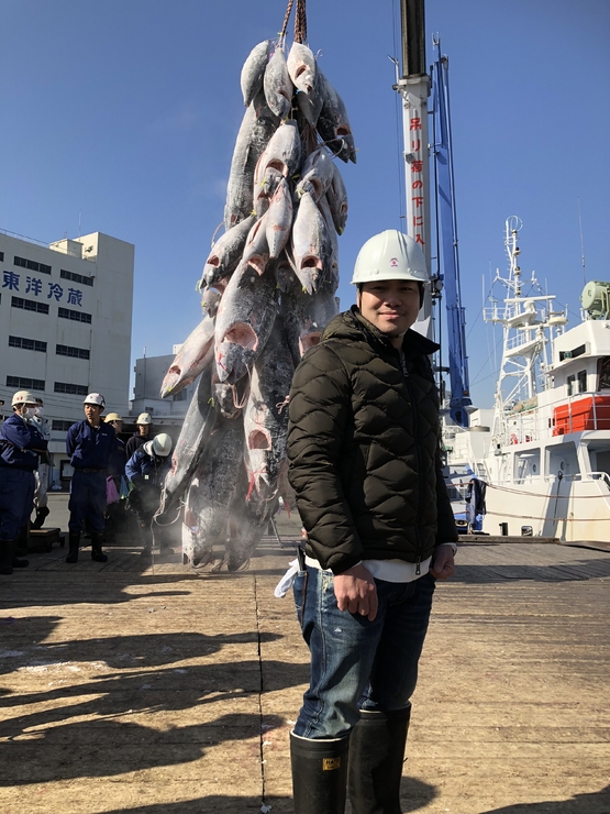 It is important to clearly indicate the producer's name on the menu and convey the producer's thoughts.