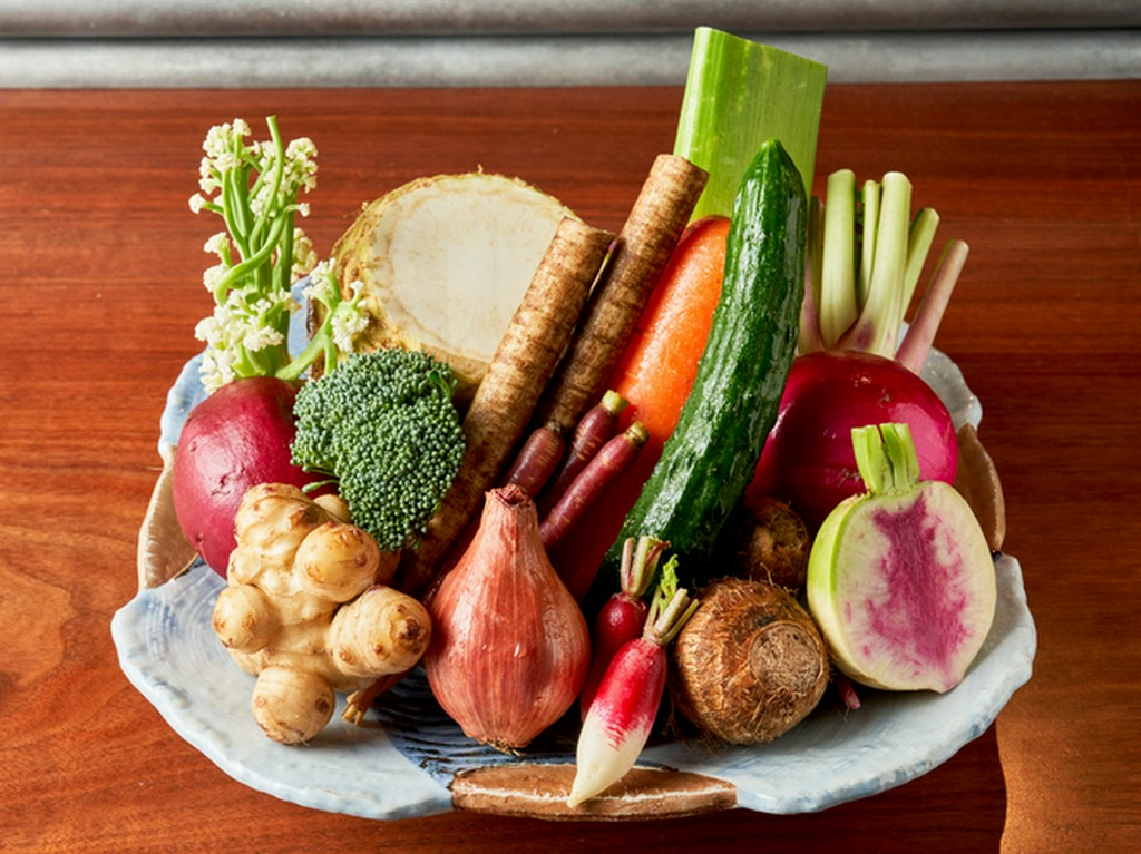 ディナーコースでご提供している料理を中心に、メインには和牛の薪焼をお召し上がりいただく特別なコース。