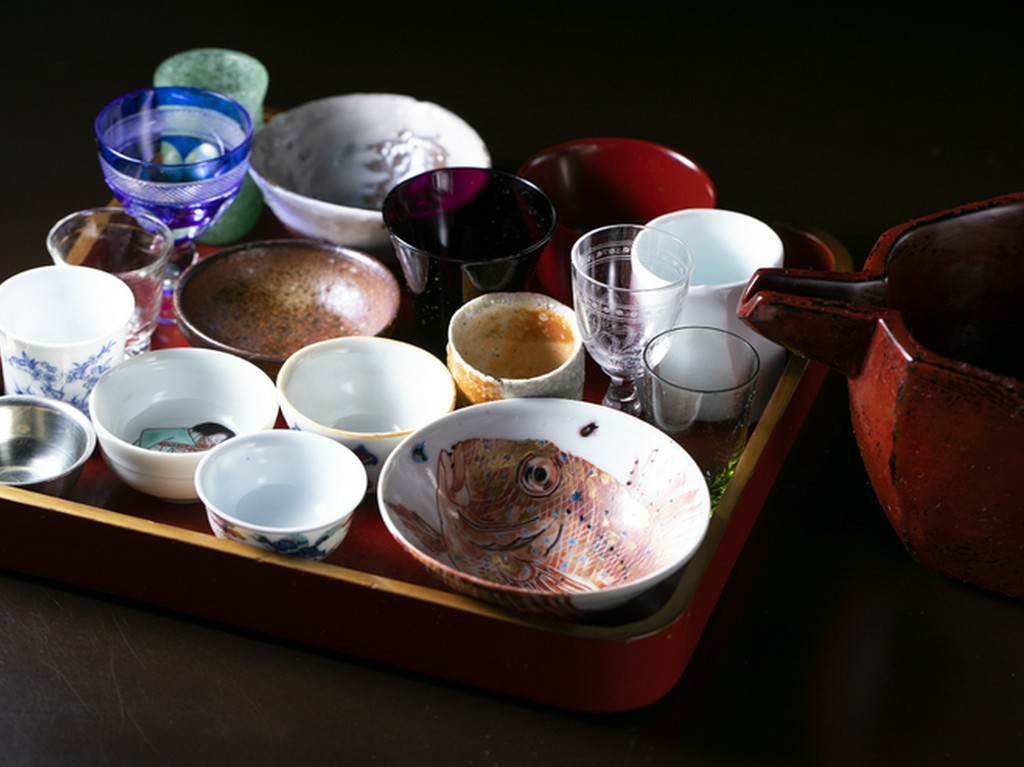 こだわり抜いて収集した、選択可能な酒器