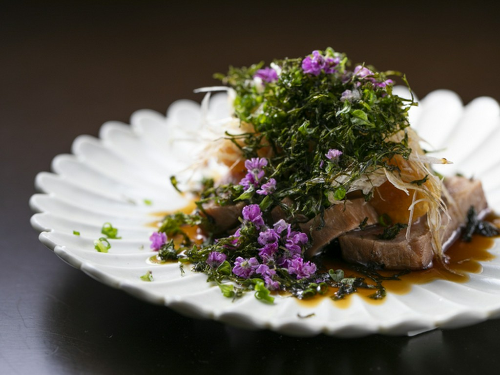 正統派の技法で、少しの変化とサプライズを潜ませる『お造り』